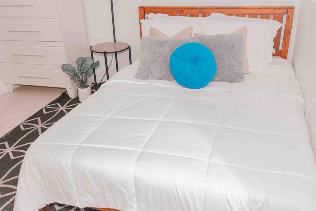 Newly Renovated Condo 5 Min From Airport Miami Exteriér fotografie