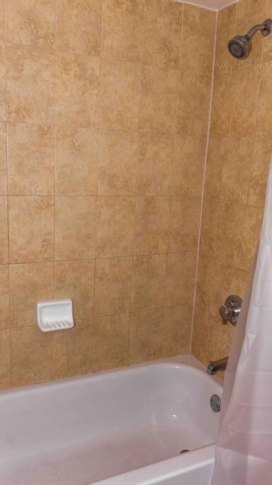 Newly Renovated Condo 5 Min From Airport Miami Exteriér fotografie