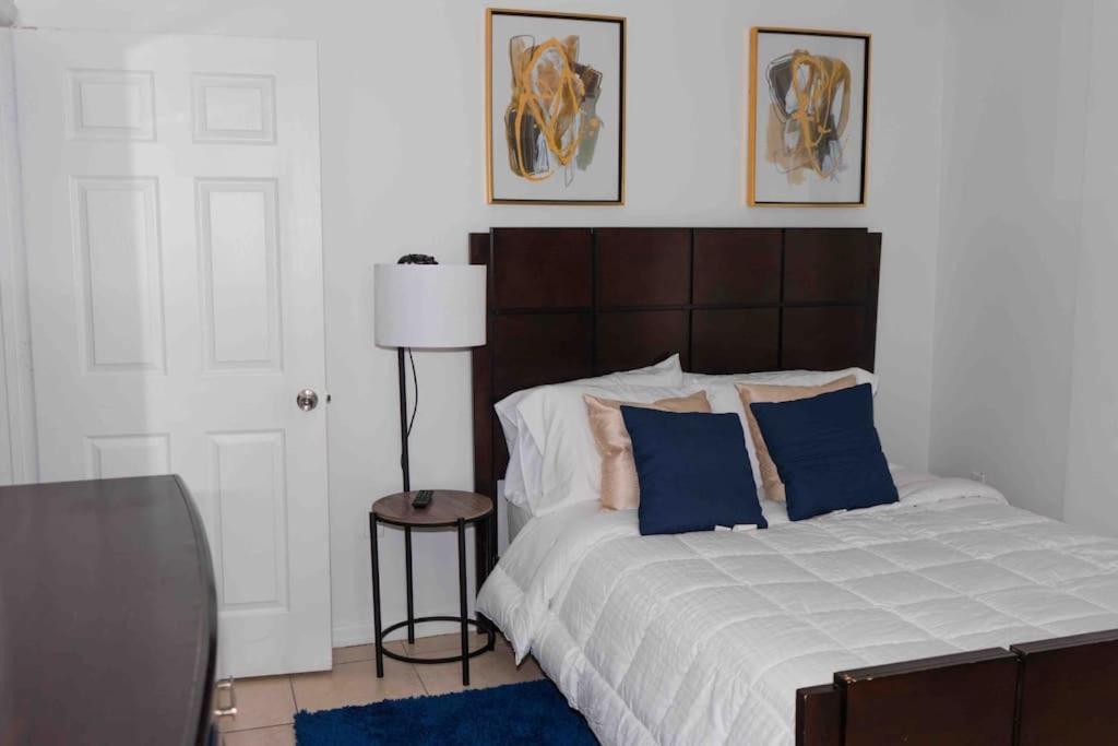 Newly Renovated Condo 5 Min From Airport Miami Exteriér fotografie